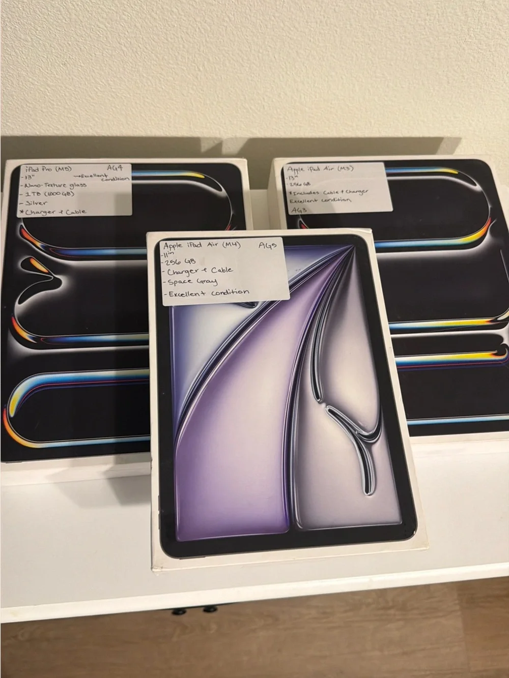 Multiple Apple iPads for Sale — Excellent Condition